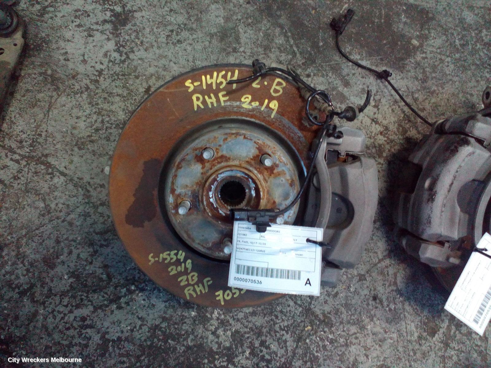 HOLDEN COMMODORE RIGHT FRONT HUB ASSEMBLY, ZB, FWD, 10/2017 - 12/2020 - Image 1