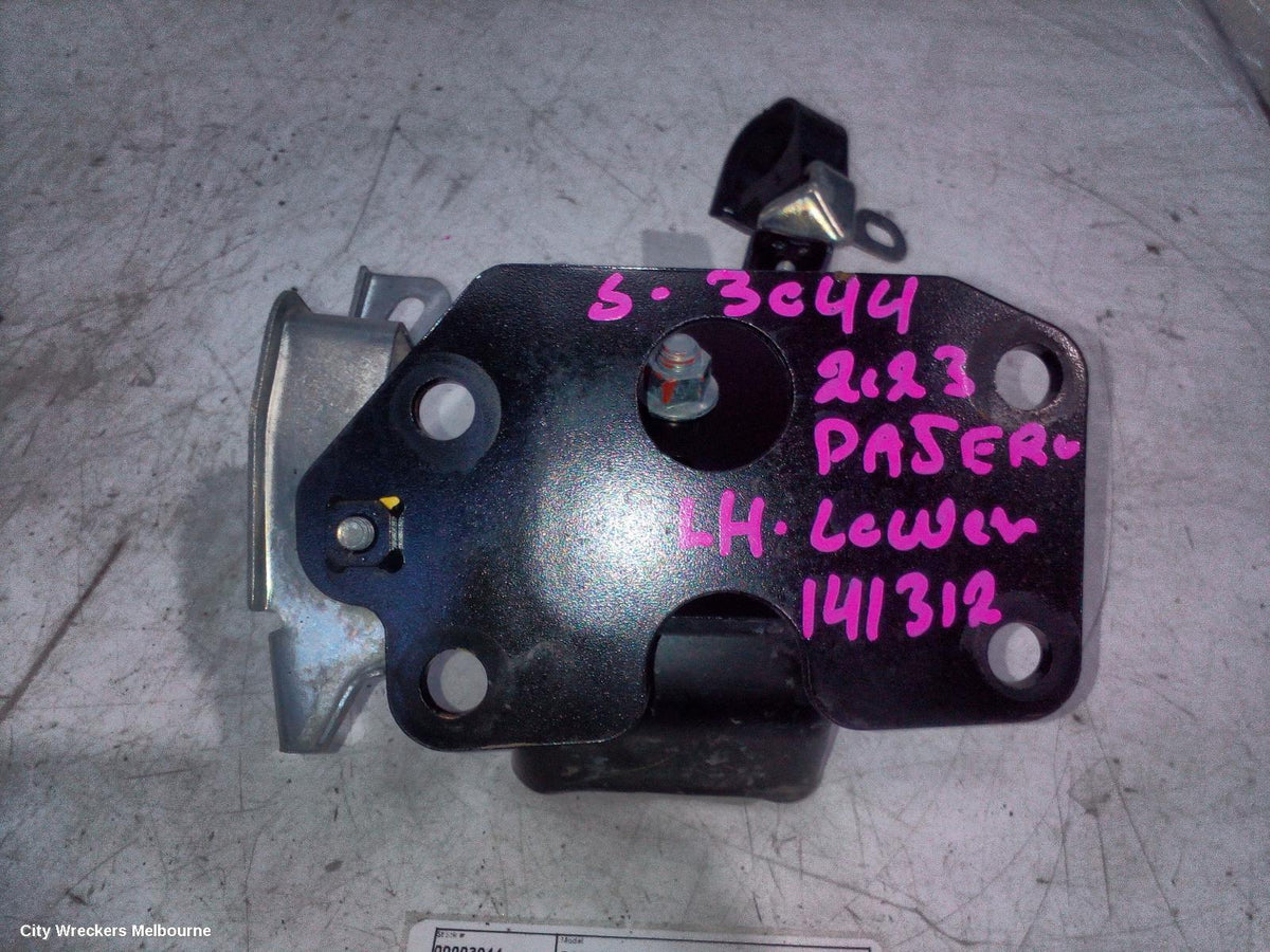 MITSUBISHI PAJERO MOUNT, ENGINE MOUNT, FRONT, LEFT, DIESEL, 2.4, TURBO, 4N15, PAJERO SPORT, QE-QG, 10/2015 ONWARDS - Image 1