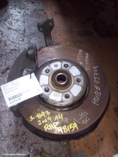 AUDI A4 RIGHT FRONT HUB ASSEMBLY, B8 8K, FWD/AWD, 02/2008 - 09/2015 - Image 1