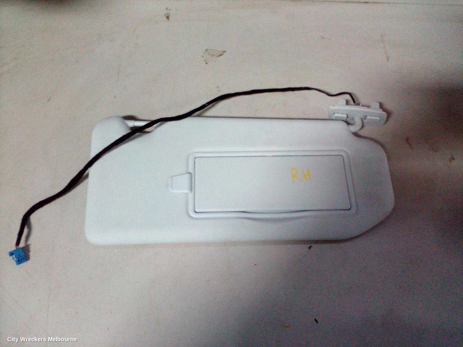 PEUGEOT 508 SUNVISOR, 07/2011 - 12/2017 - Image 2