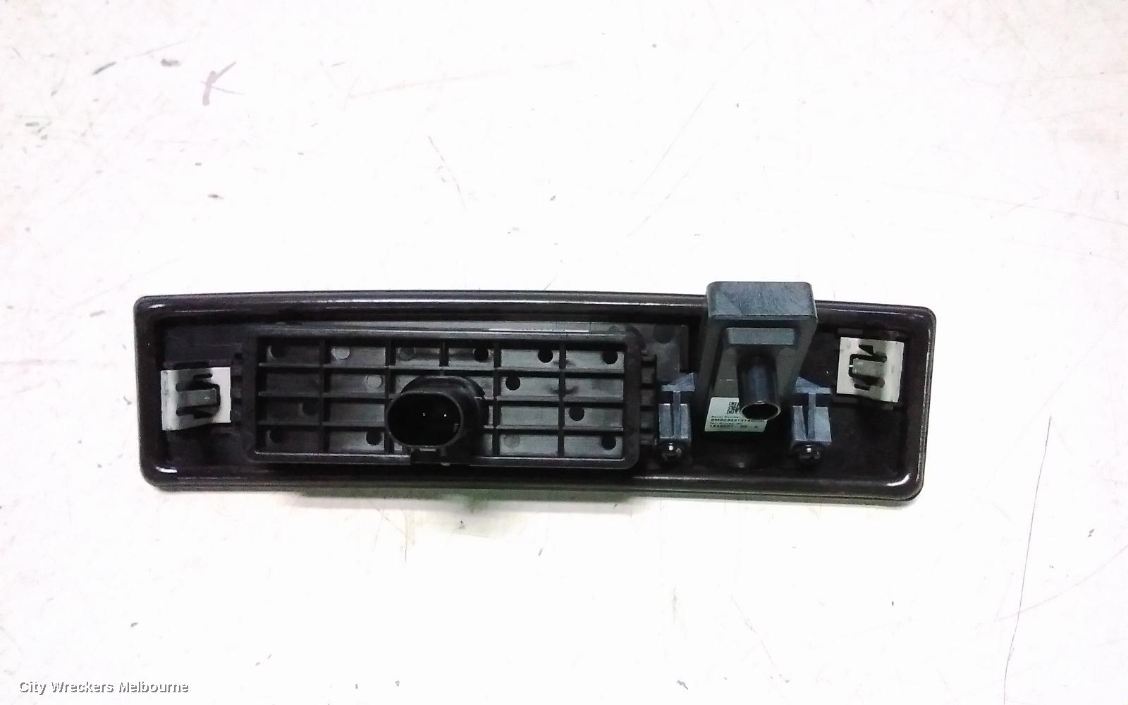 TESLA MODEL Y REVERSE CAMERA, 1ST GEN, REVERSE CAMERA (TAILGATE HANDLE MOUNTED), 03/2022 ONWARDS - Image 3