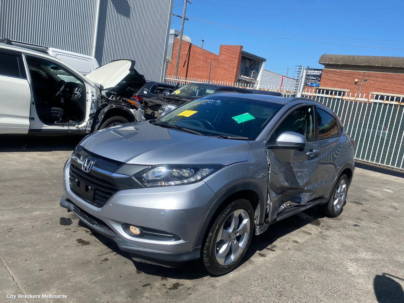 HONDA HRV RIGHT REAR DOOR, RU, 12/2014 - 10/2021 - Image 3