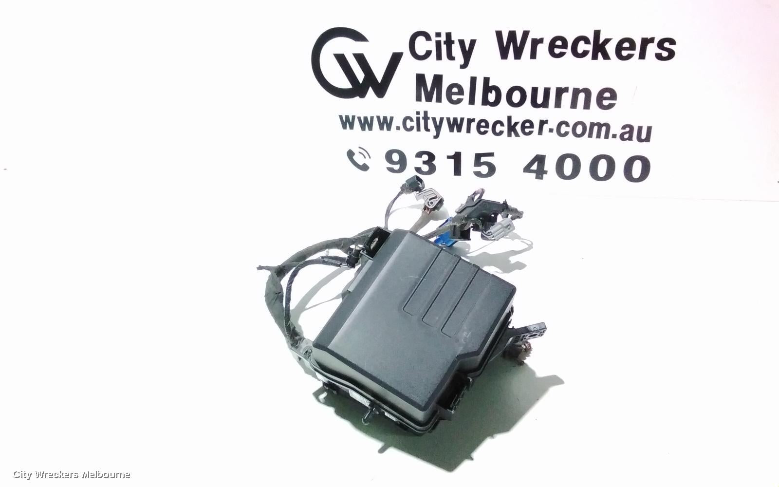 HYUNDAI SANTA FE FUSE BOX, ENGINE BAY, 2.2, DIESEL, TM, 03/2018 ONWARDS - Image 2
