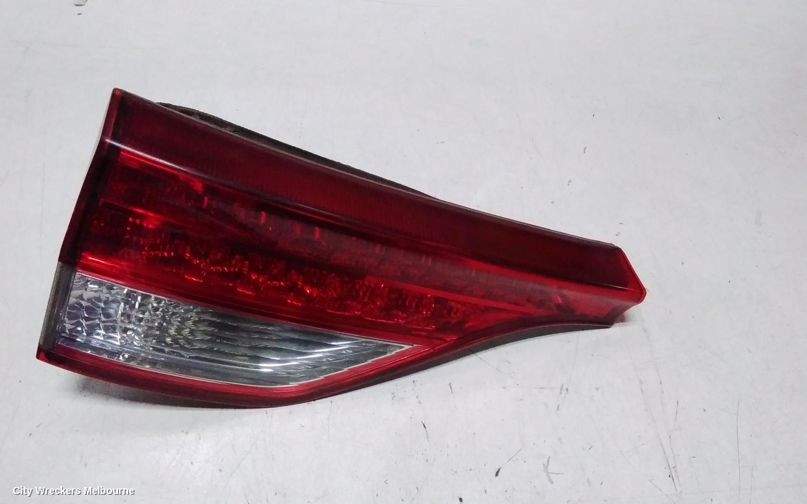 TOYOTA ESTIMA REAR GARNISH, TAILGATE LAMP (LH SIDE), LENS# 28-194, XR50, 05-19 (IMPORT) - Image 1
