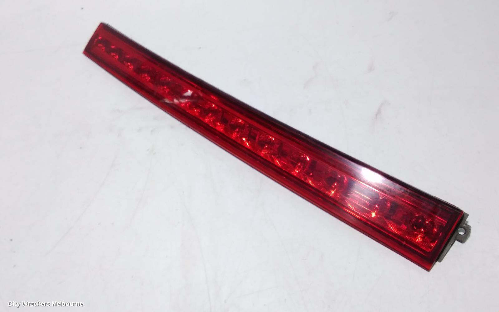 TOYOTA TARAGO REAR GARNISH, TAILGATE GARNISH (CENTRE), ACR50R, 03/2006 - 06/2020 - Image 2