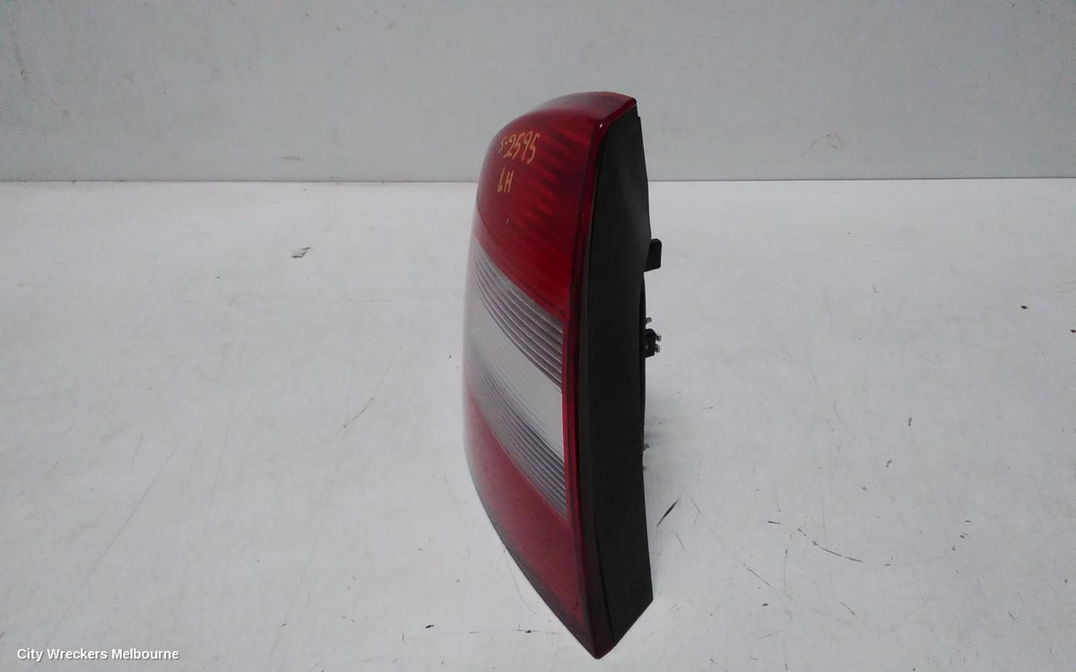SKODA OCTAVIA LEFT TAILLIGHT, 1Z, LIFTBACK SEDAN, 05/2009 - 10/2013 - Image 3