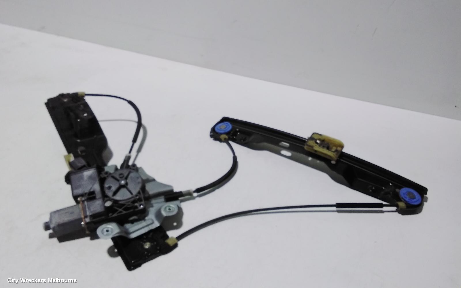 OPEL ASTRA LEFT FRONT WINDOW REG/MOTOR, MK 4, 09/2012 - 01/2014 - Image 3