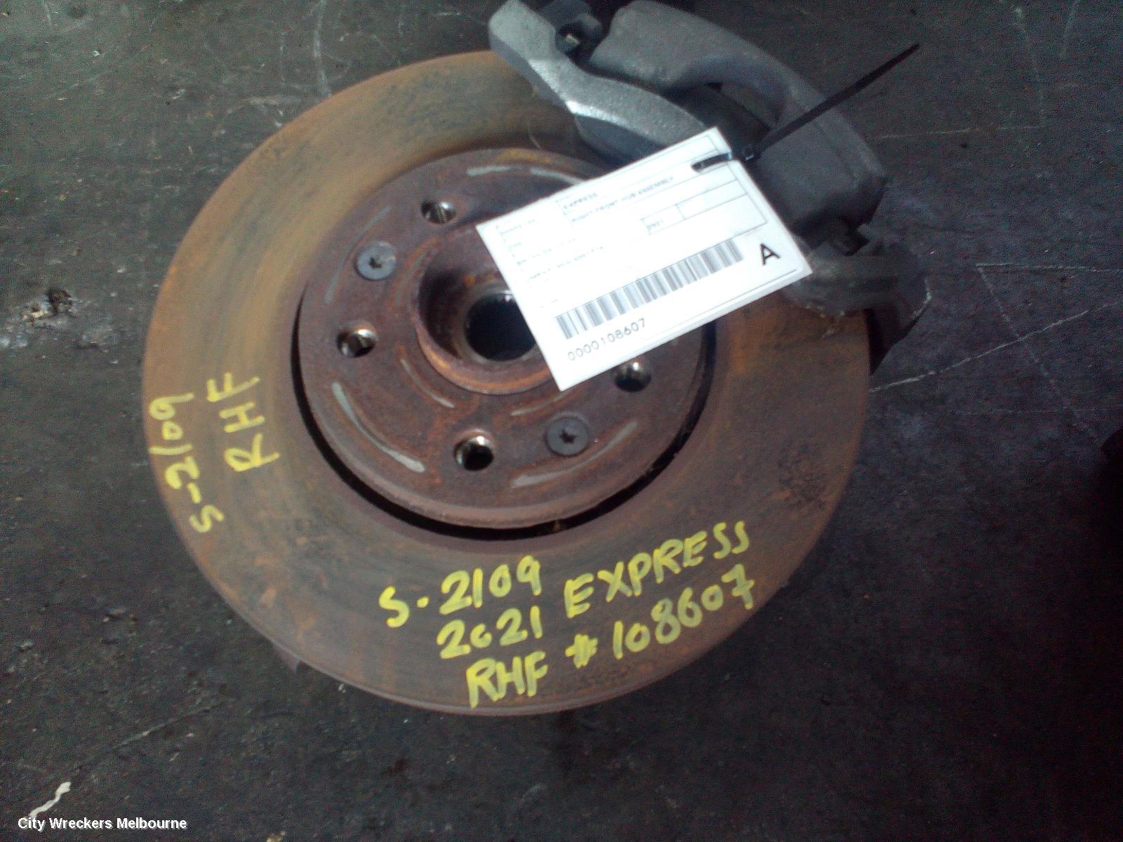 MITSUBISHI EXPRESS RIGHT FRONT HUB ASSEMBLY, SN, 03/2020 - 12/2022 - Image 1