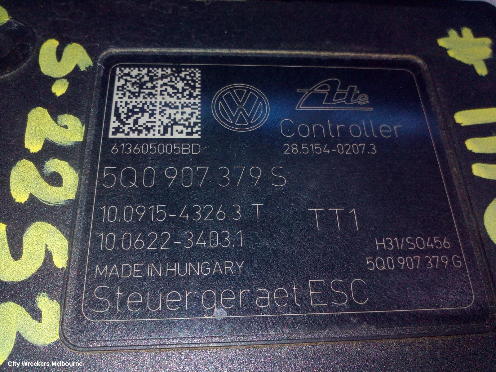 VOLKSWAGEN GOLF ABS PUMP/MODULATOR, GEN 7, ON MOTOR P/N 5Q0614517R, 12/2012 - 08/2020 - Image 2
