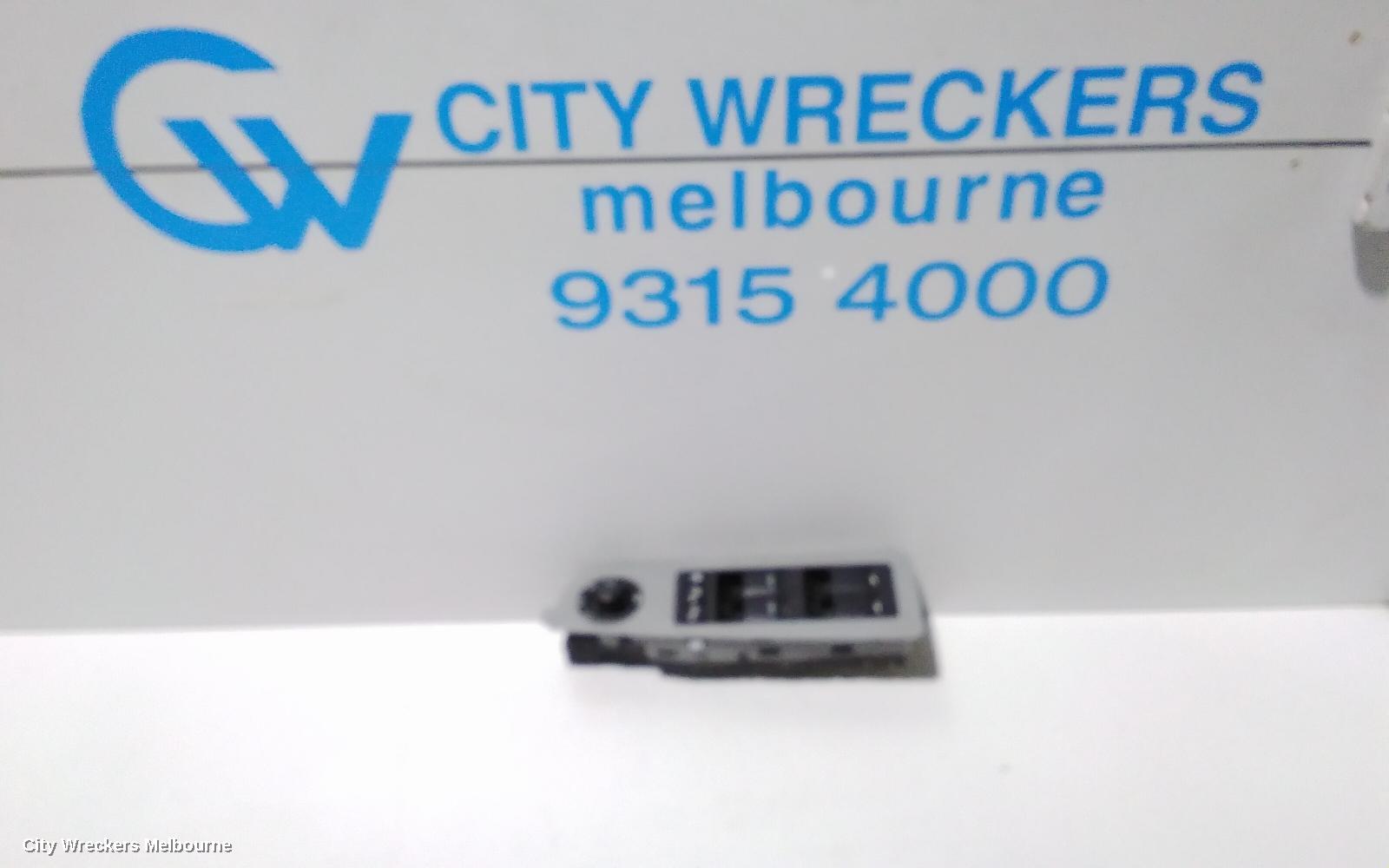 CHRYSLER 300C PWR DR WIND SWITCH, RH FRONT (MASTER SWITCH), NON ILLUMINATION, LH & RH FRONT AUTO WINDOWS, P/N 04602781AA, 11/2005 - 12/2011 - Image 1