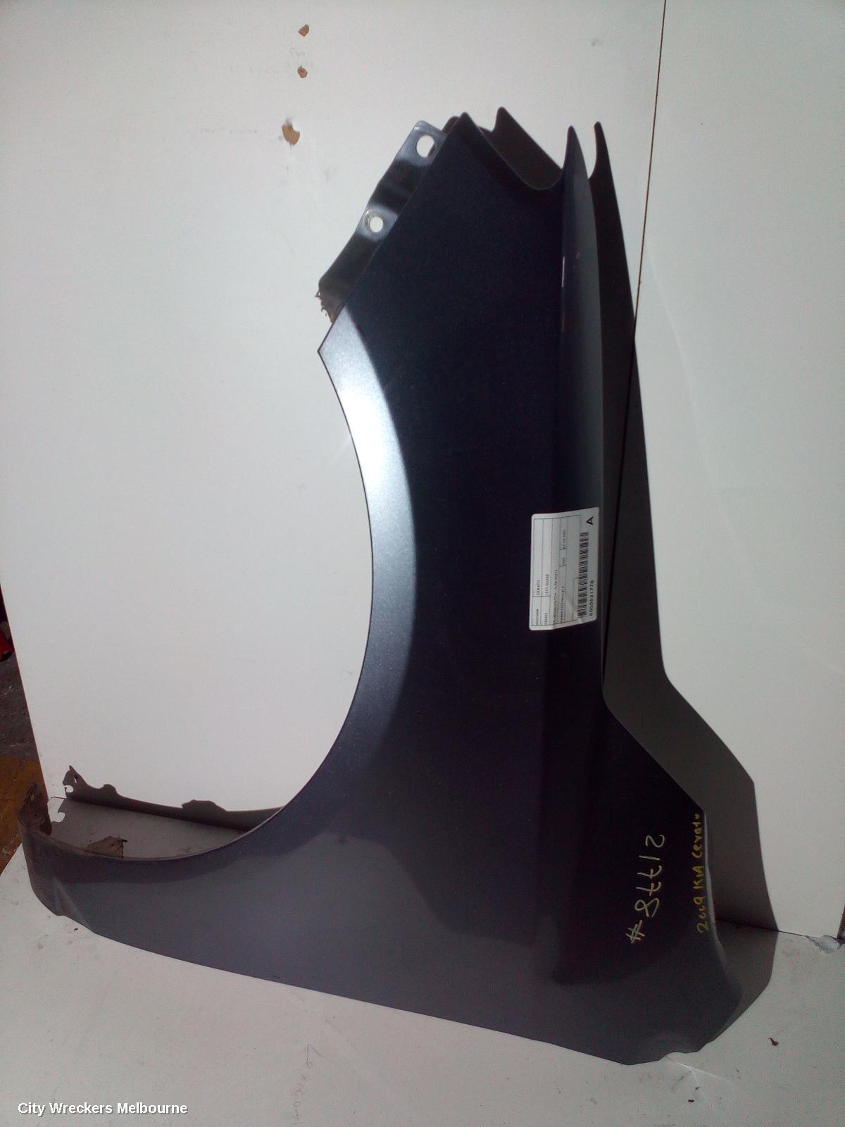 KIA CERATO LEFT GUARD, TD, SEDAN/HATCH, 10/2008 - 03/2013 - Image 3