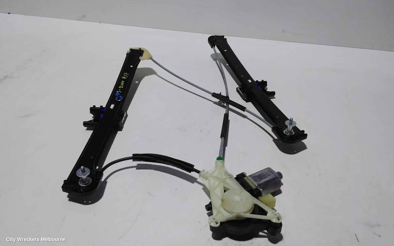 AUDI A3 RIGHT FRONT WINDOW REG/MOTOR, 8V, 4DR SEDAN, 10/2013 - 10/2020 - Image 2