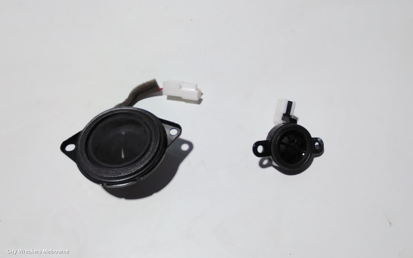HYUNDAI GENESIS SPEAKER, DH, 11/2014 - 01/2018 - Image 1