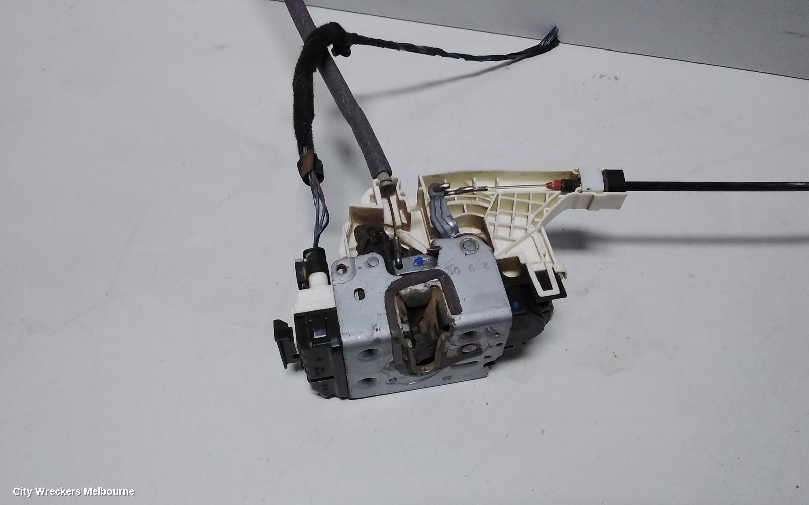 MERCEDES SPRINTER DOOR/BOOT/GATE LOCK, LEFT FRONT DOOR LOCK, NCV3, 10/2006 - 04/2018 - Image 3