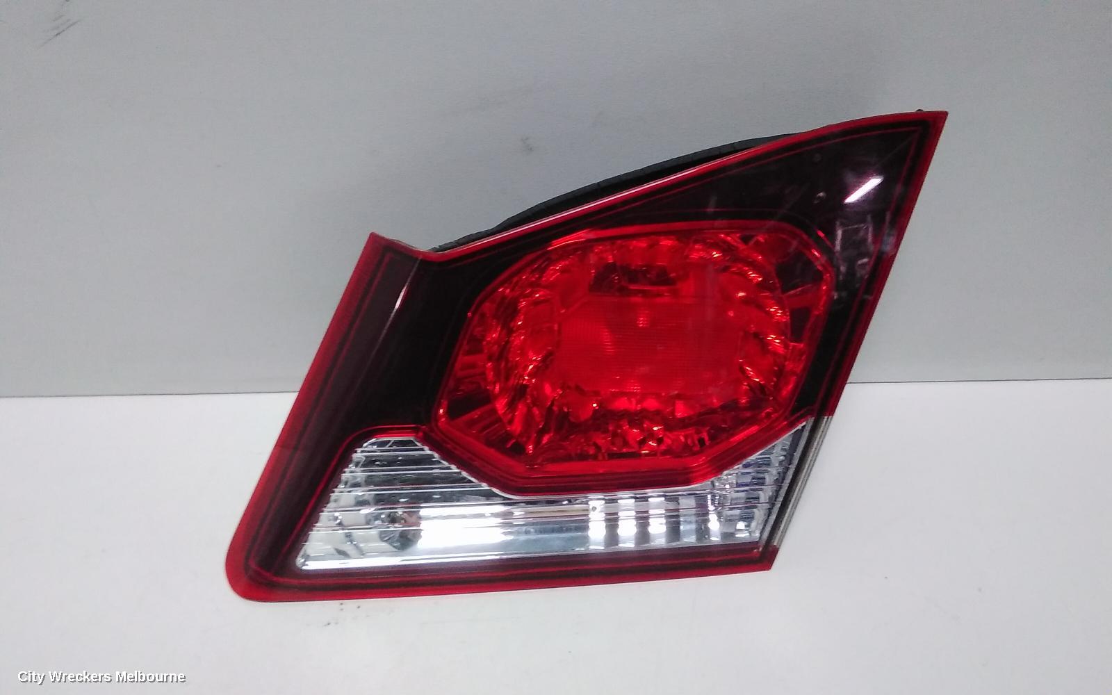 HONDA CIVIC REAR GARNISH, BOOTLID LAMP (RH SIDE), 8TH GEN, 01/2009 - 12/2011 - Image 2