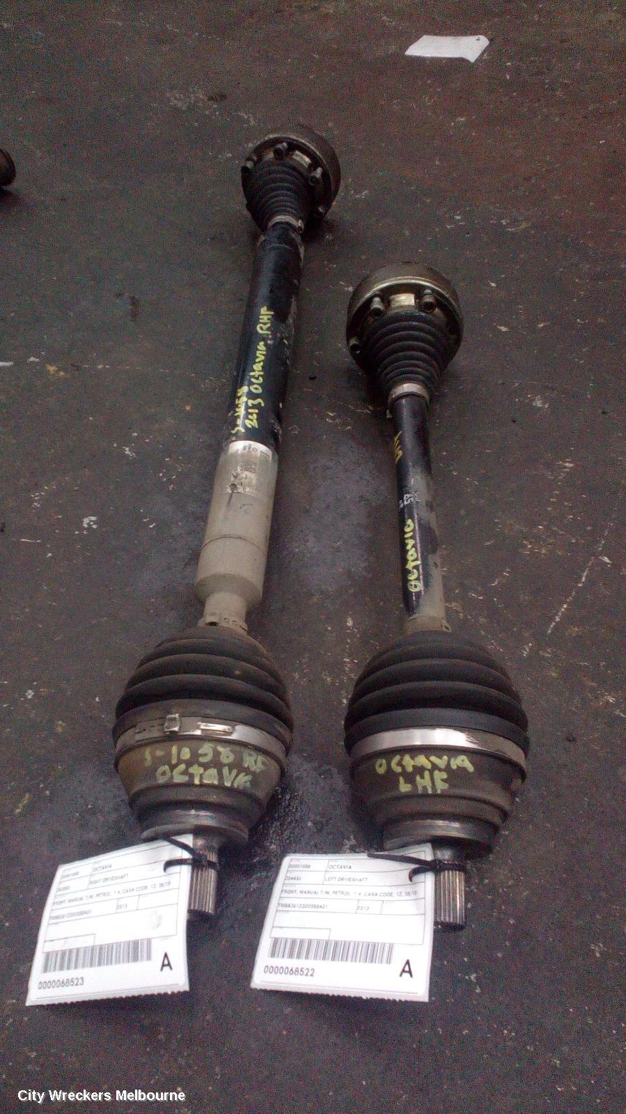 SKODA OCTAVIA LEFT DRIVESHAFT, FRONT, MANUAL T/M, PETROL, 1.4, CAXA CODE, 1Z, 08/2010 - 10/2013 - Image 2