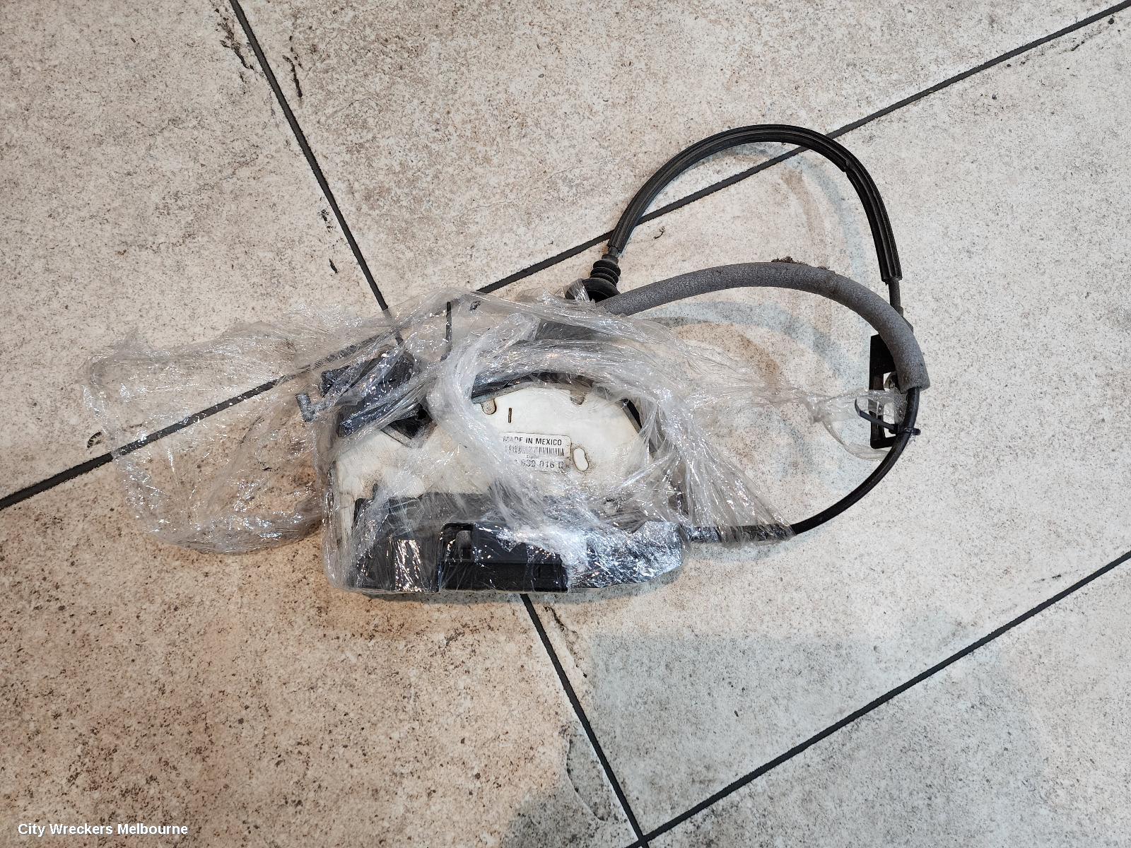 VOLKSWAGEN JETTA DOOR/BOOT/GATE LOCK, RIGHT REAR DOOR LOCK, P/N 5K4839016Q, 1B, 02/2011 - 12/2017 - Image 2