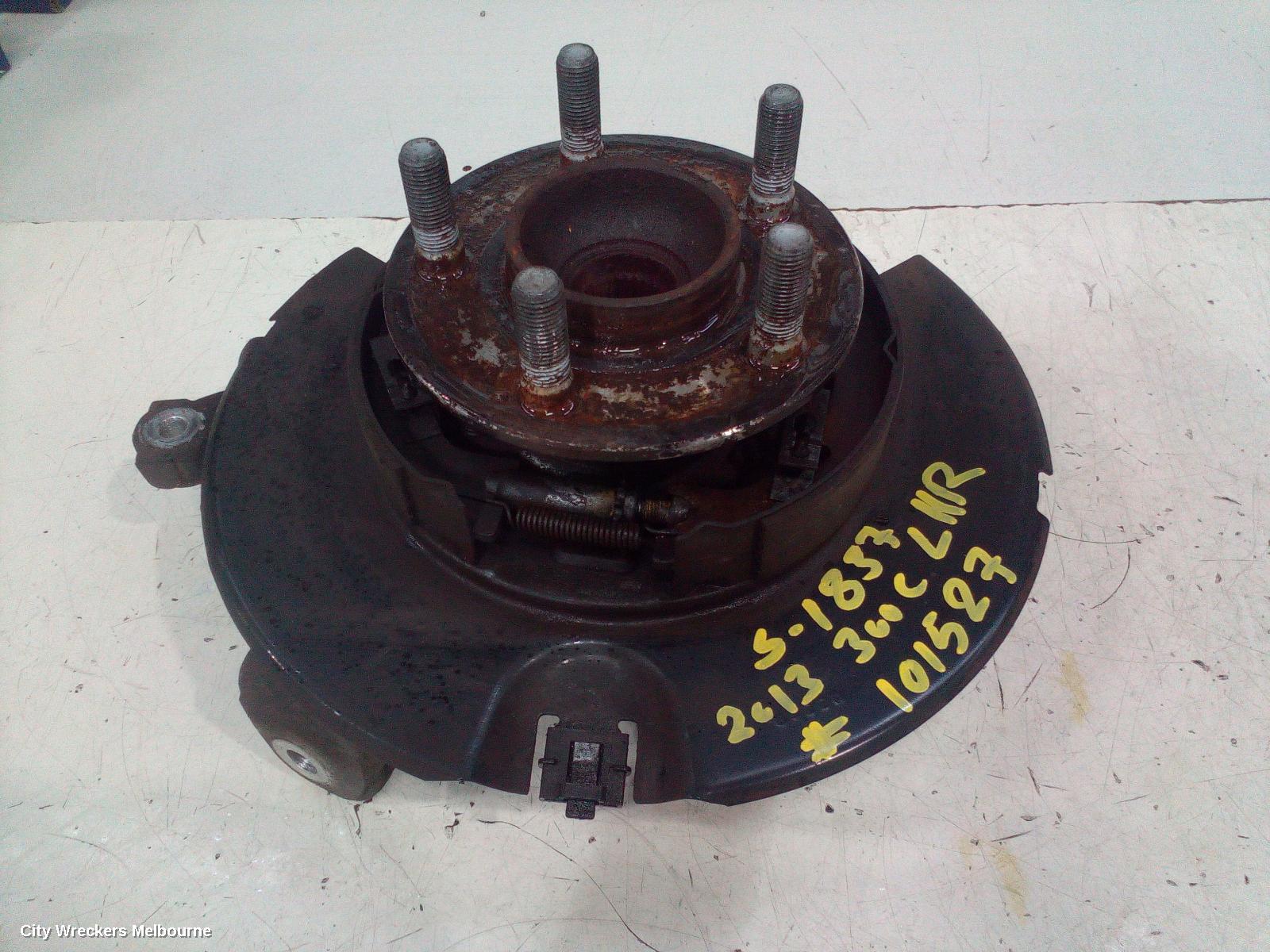 CHRYSLER 300C LEFT REAR HUB ASSEMBLY, LX, 07/2012 ONWARDS - Image 2
