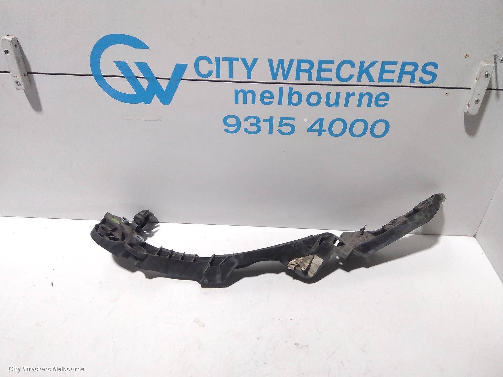 VOLKSWAGEN GOLF, GEN 7, 11/2012 - 08/2020, RH HEAD LIGHT BRAKET: 79586 - Image 2