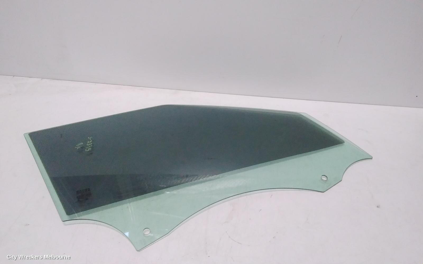 LAND ROVER RANGEROVER EVOQUE RIGHT FRONT DOOR WINDOW, L538, 11/2011 - 01/2019 - Image 1