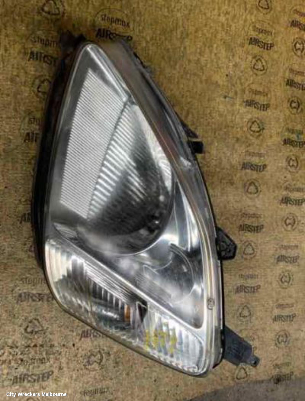 HONDA CIVIC LEFT HEADLAMP, 7TH GEN, 5DR HATCH, 11/2000 - 10/2003 (AUST TYPE) - Image 1