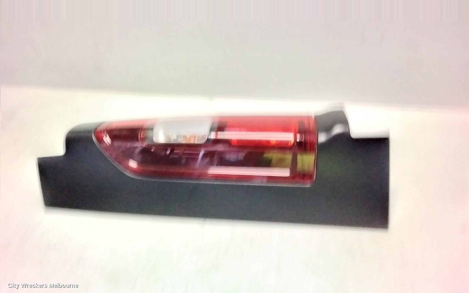RENAULT TRAFIC LEFT TAILLIGHT, X82, IN BODY, UPPER, 01/2015 ONWARDS - Image 2