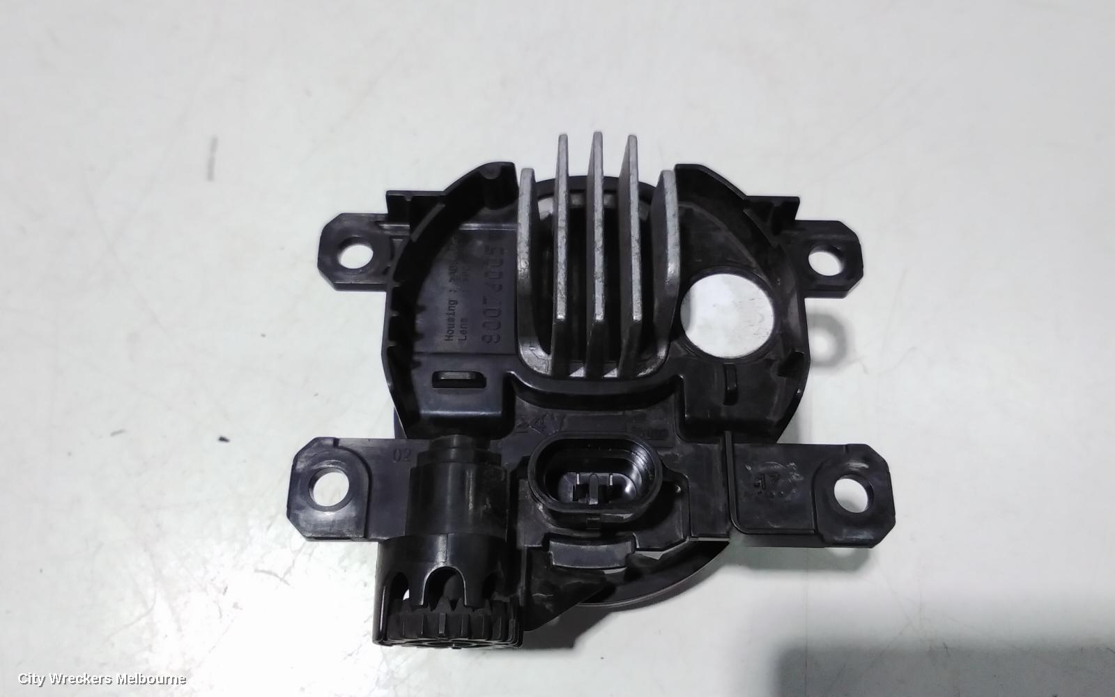 PEUGEOT 308 LEFT INDICATOR/FOG/SIDE, BUMPER FOGLAMP, T9, ACTIVE/ALLURE, 10/2014 - 01/2021 - Image 3