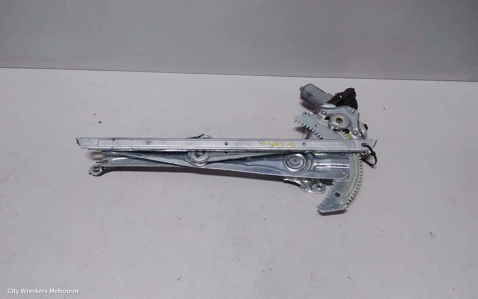TOYOTA KLUGER RIGHT REAR WND REG/MOTOR, XU50 SERIES, 03/2014 - 02/2021 - Image 3