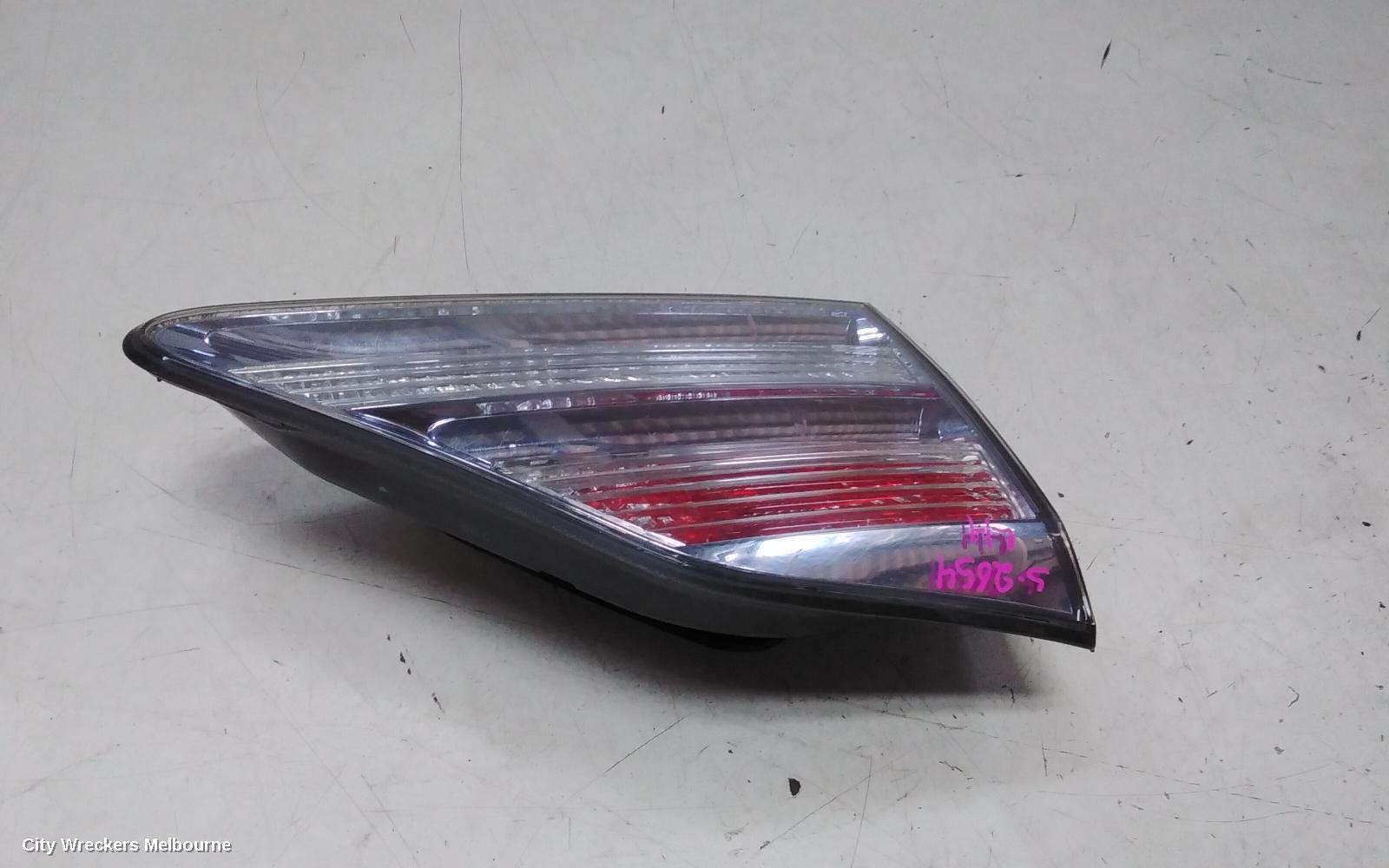 LEXUS RX SERIES REAR GARNISH, TAILGATE LAMP (LH SIDE), GYL15R, RX450H, 12/2008 - 05/2012 - Image 3