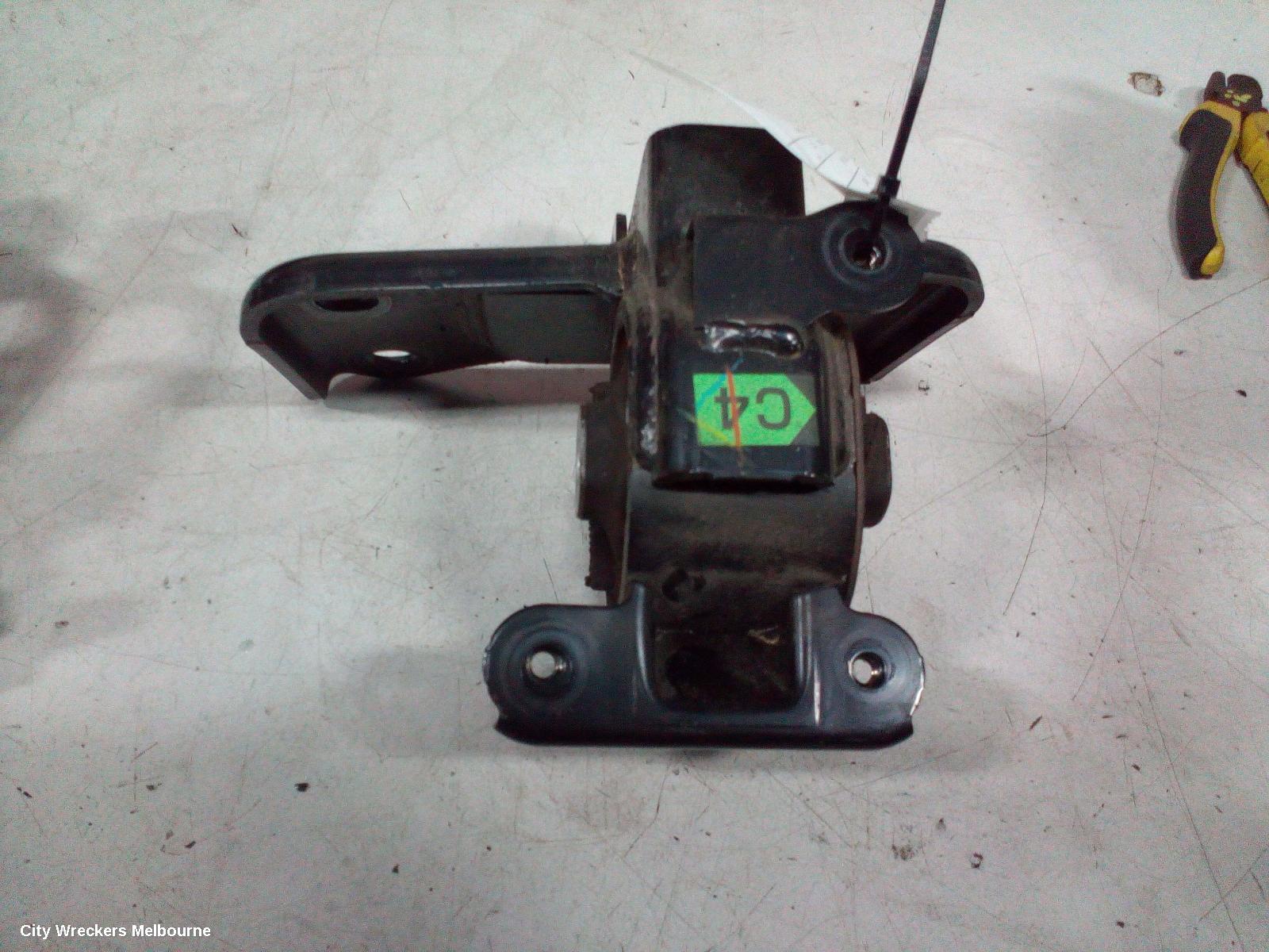 TOYOTA COROLLA MOUNT, ZRE182R 10/2012 - 06/2018 - Image 2