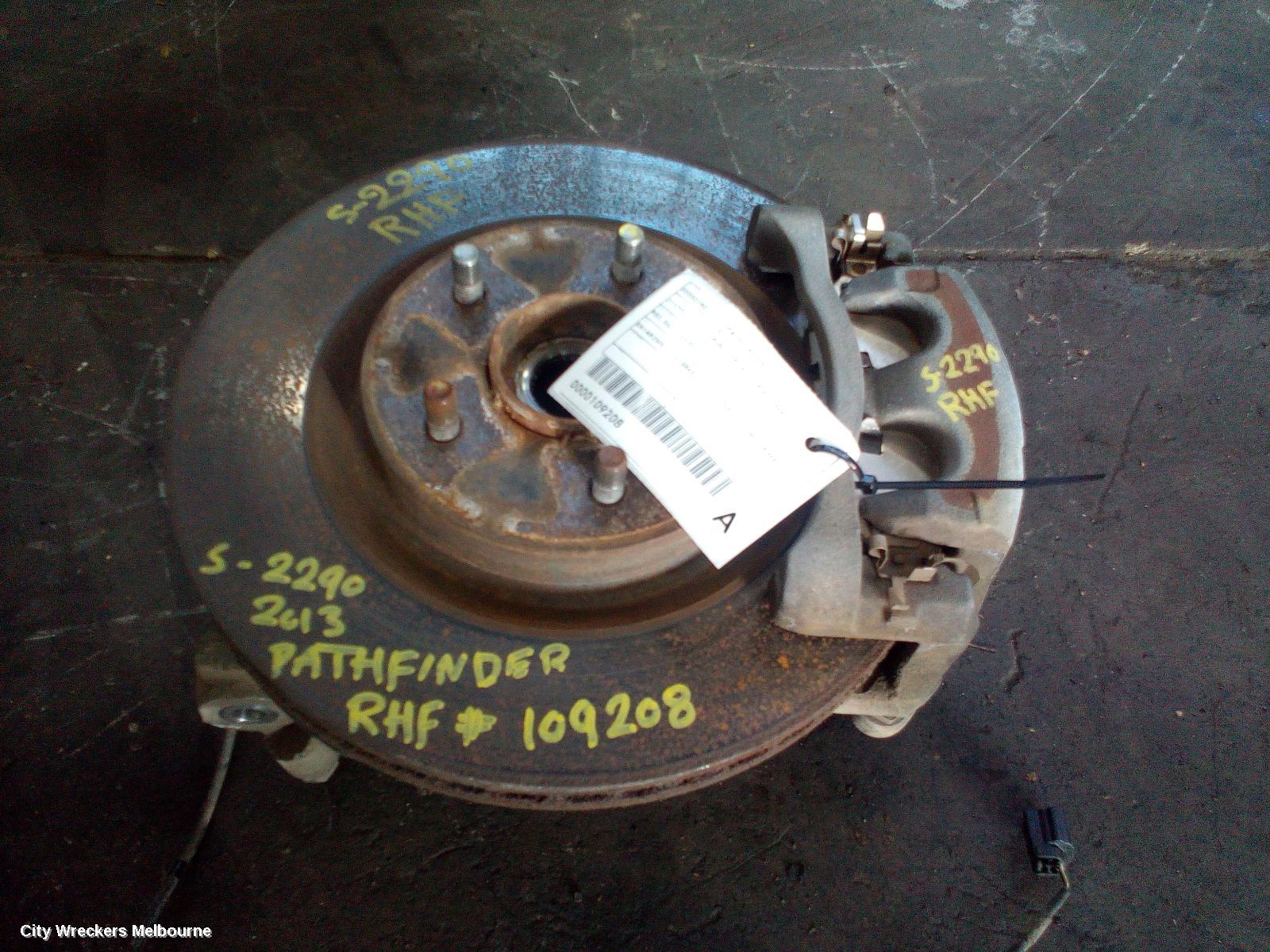 NISSAN PATHFINDER RIGHT FRONT HUB ASSEMBLY, R52, 06/2013 - 04/2021 - Image 3