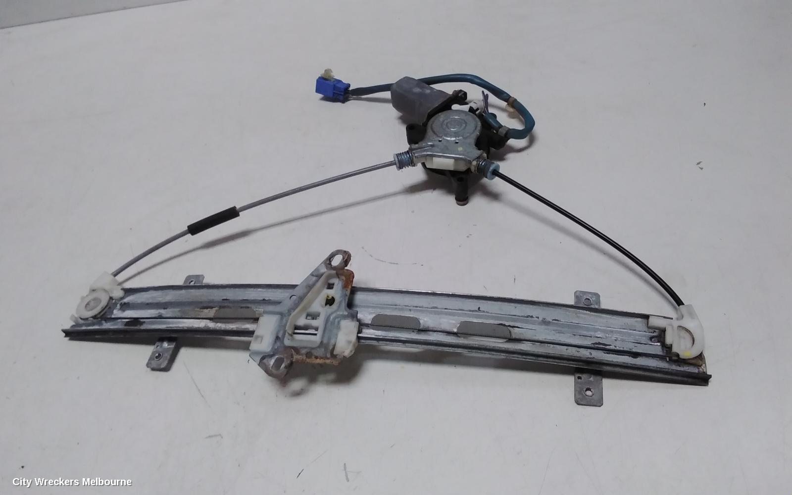 HONDA CIVIC RIGHT FRONT WINDOW REG/MOTOR, 7TH GEN, POWER, SEDAN, 11/2000 - 12/2005 - Image 3