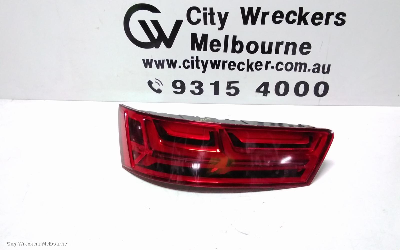 AUDI Q7 LEFT TAILLIGHT, 4M, IN LIFTGATE, OPT 8SK 4PIN, 09/2015 - 03/2020 - Image 1