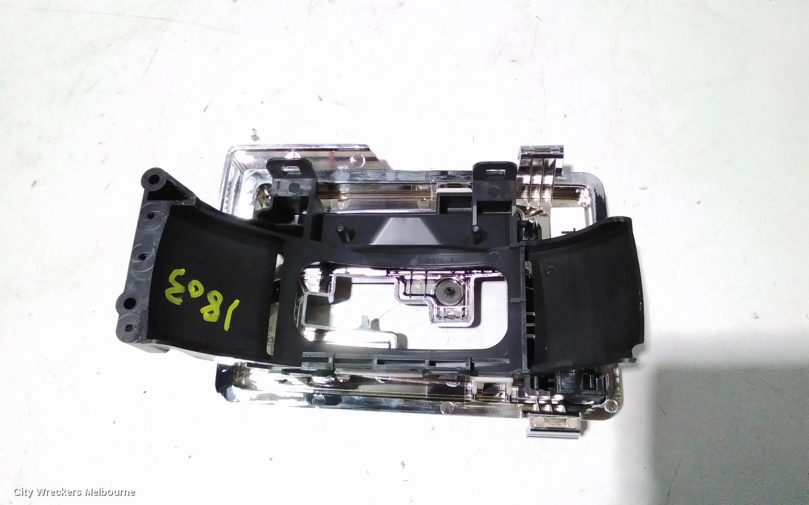 MITSUBISHI ASX, 05/2010 ONWARDS, GEAR SHIFTER SUROUND: 82489 - Image 3