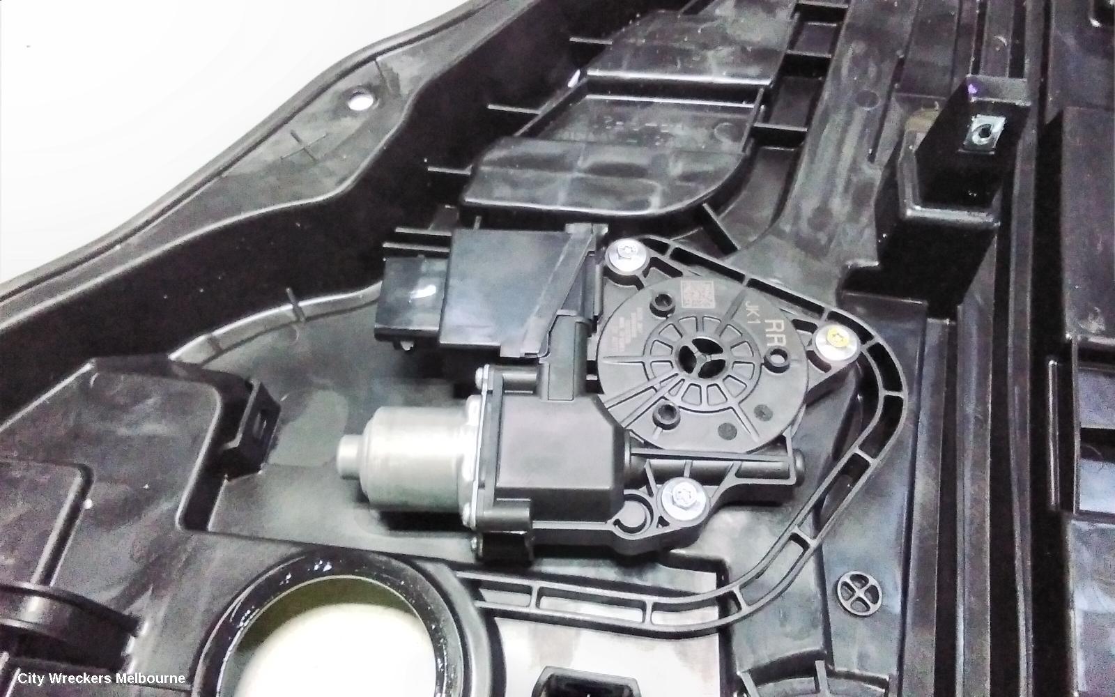 GENESIS GV70 RIGHT REAR WND REG/MOTOR, JK, 03/2021 ONWARDS - Image 3