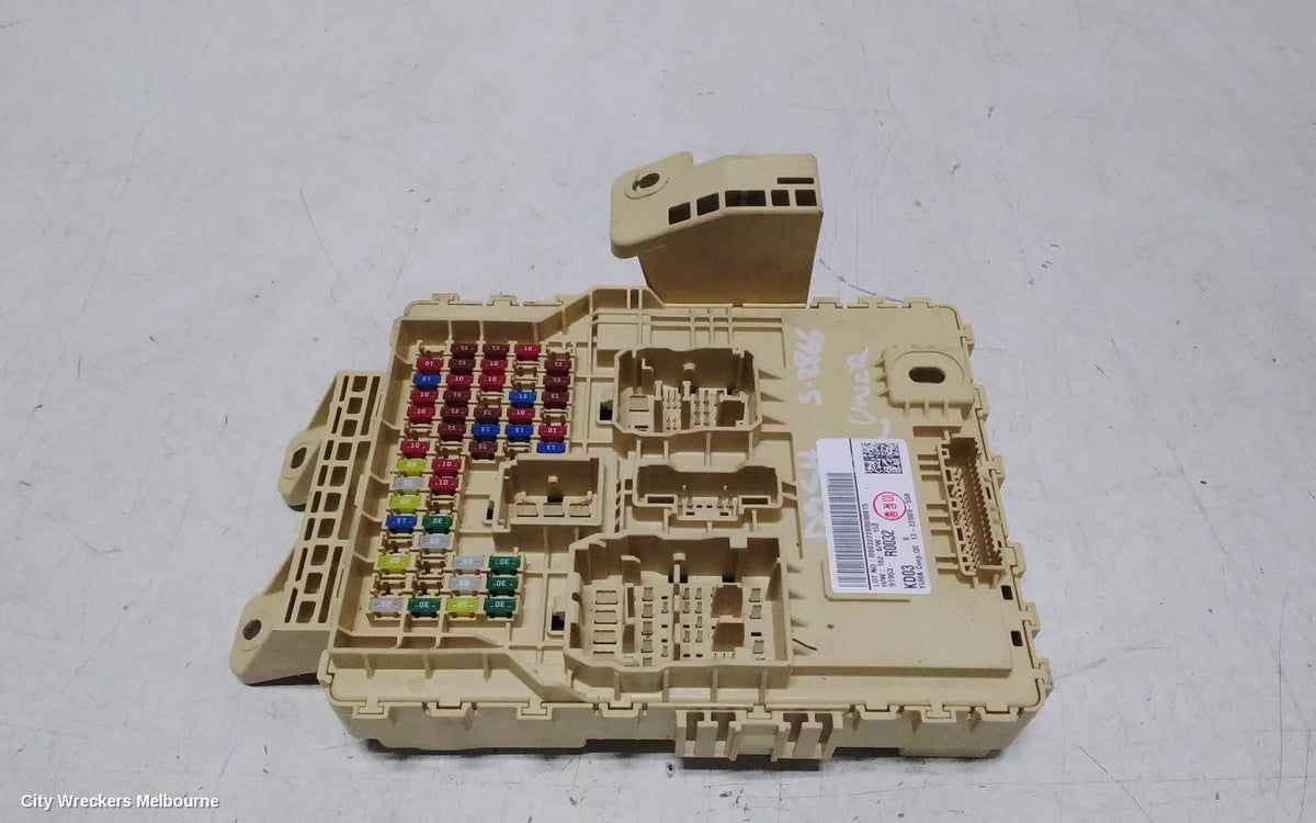KIA CARNIVAL/GRAND CARNIVAL FUSE BOX, KA4, DIESEL, 2.2, UNDER DASH, 10/2020 ONWARDS - Image 1