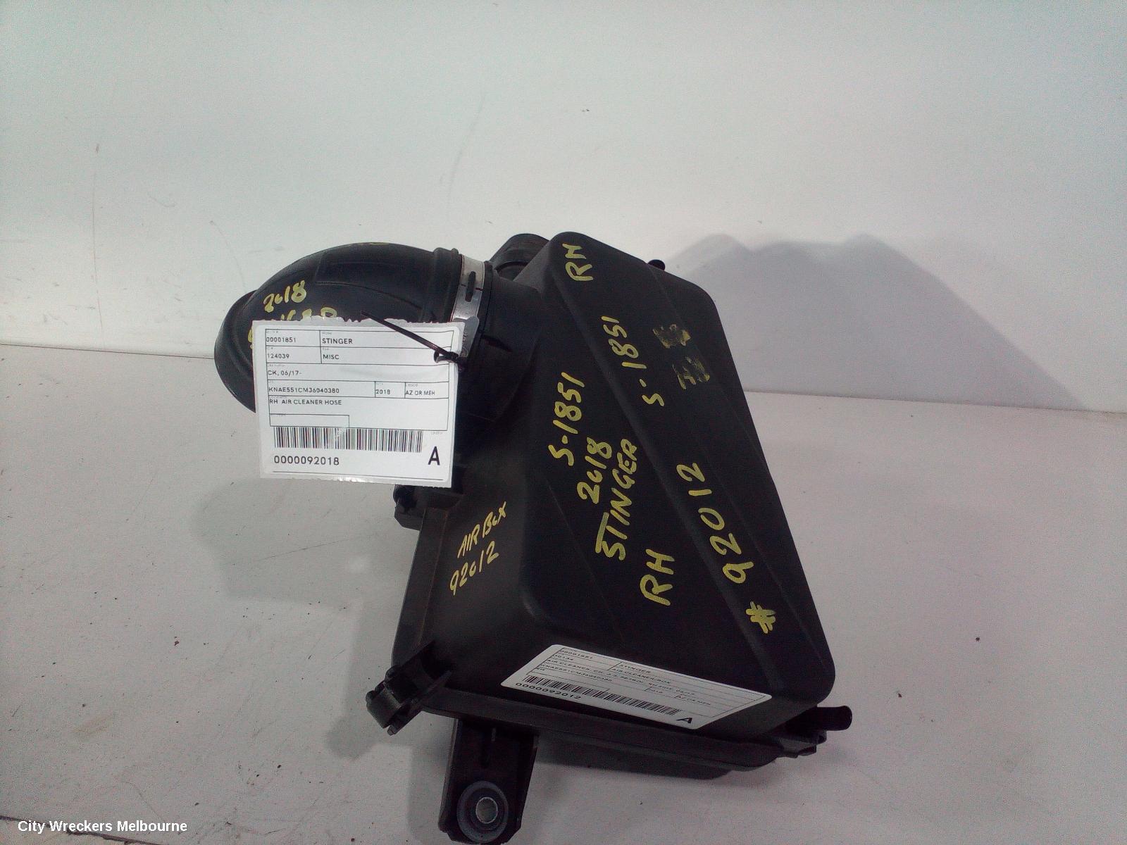 KIA STINGER, CK, 06/2017 - 04/2023, RH  AIR CLEANER HOSE: 92018 - Image 2