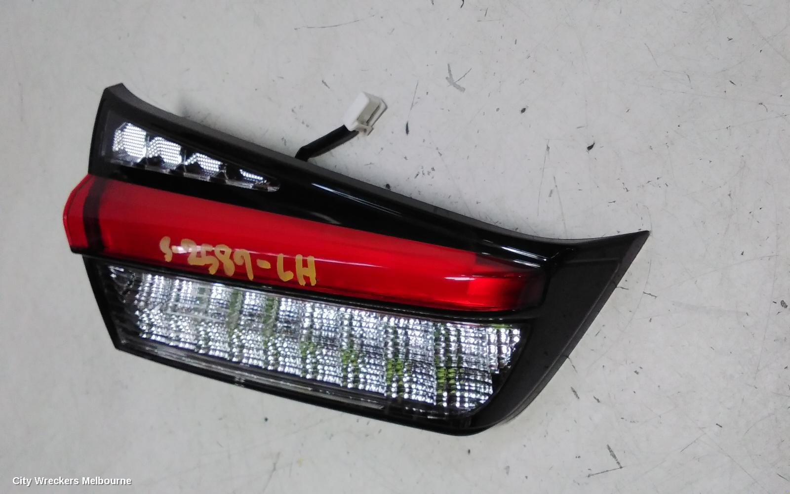 MITSUBISHI ASX REAR GARNISH, TAILGATE LAMP (LH SIDE), XD, 08/2019 - 12/2024 - Image 3