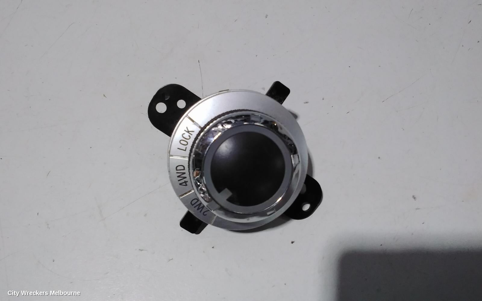 PEUGEOT 4008 COMBINATION SWITCH, 4WD CONTROLS, 05/2012 - 12/2017 - Image 2