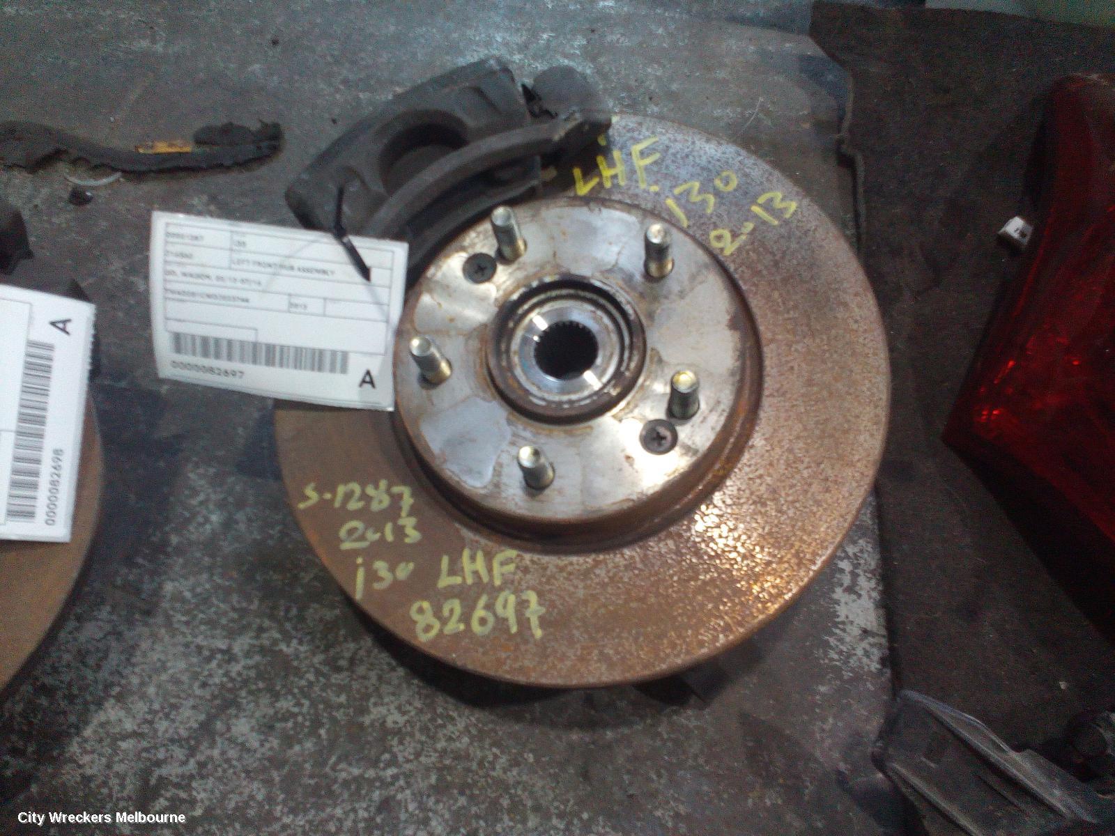 HYUNDAI I30 LEFT FRONT HUB ASSEMBLY, GD, WAGON, 02/2012 - 07/2016 - Image 1