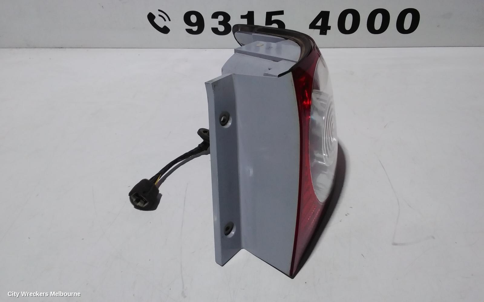 HOLDEN EPICA RIGHT TAILLIGHT, EP, 02/2007 - 07/2008 - Image 3