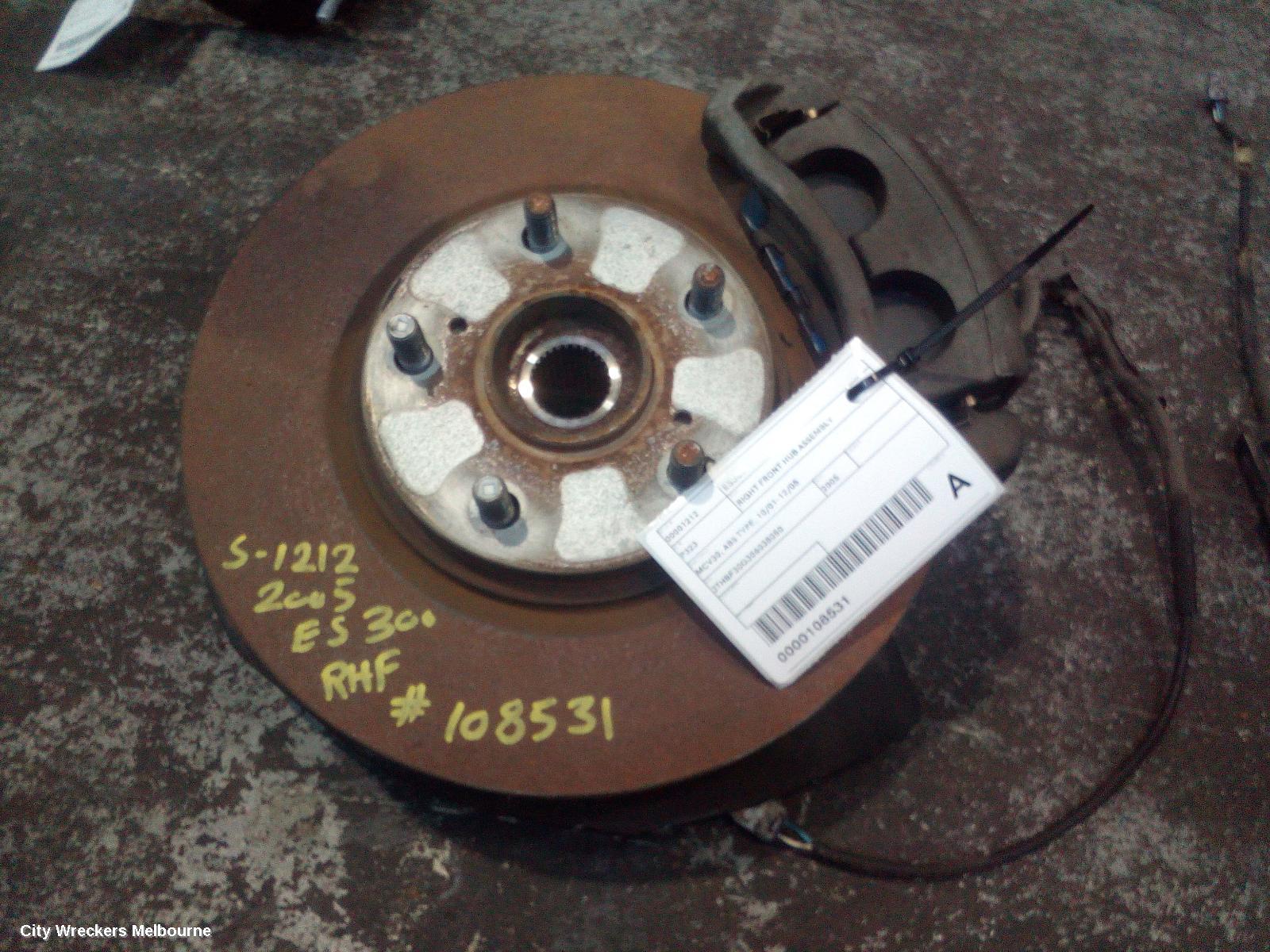 LEXUS ES300 (92-05) RIGHT FRONT HUB ASSEMBLY, MCV30, ABS TYPE, 10/2001 - 12/2005 - Image 1