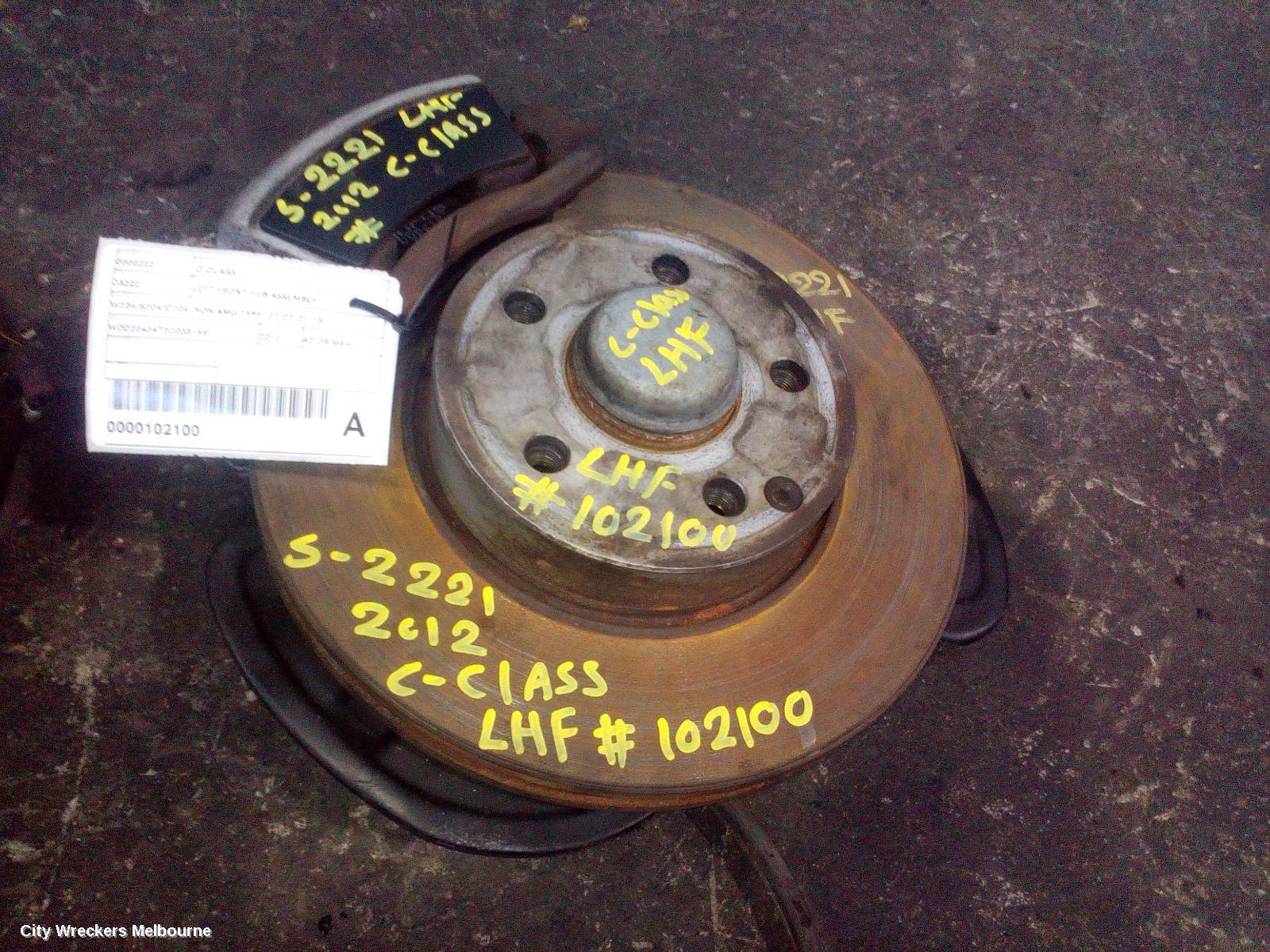 MERCEDES C CLASS LEFT FRONT HUB ASSEMBLY, W204/S204/C204, NON AMG TYPE, 07/2007 - 01/2015 - Image 1