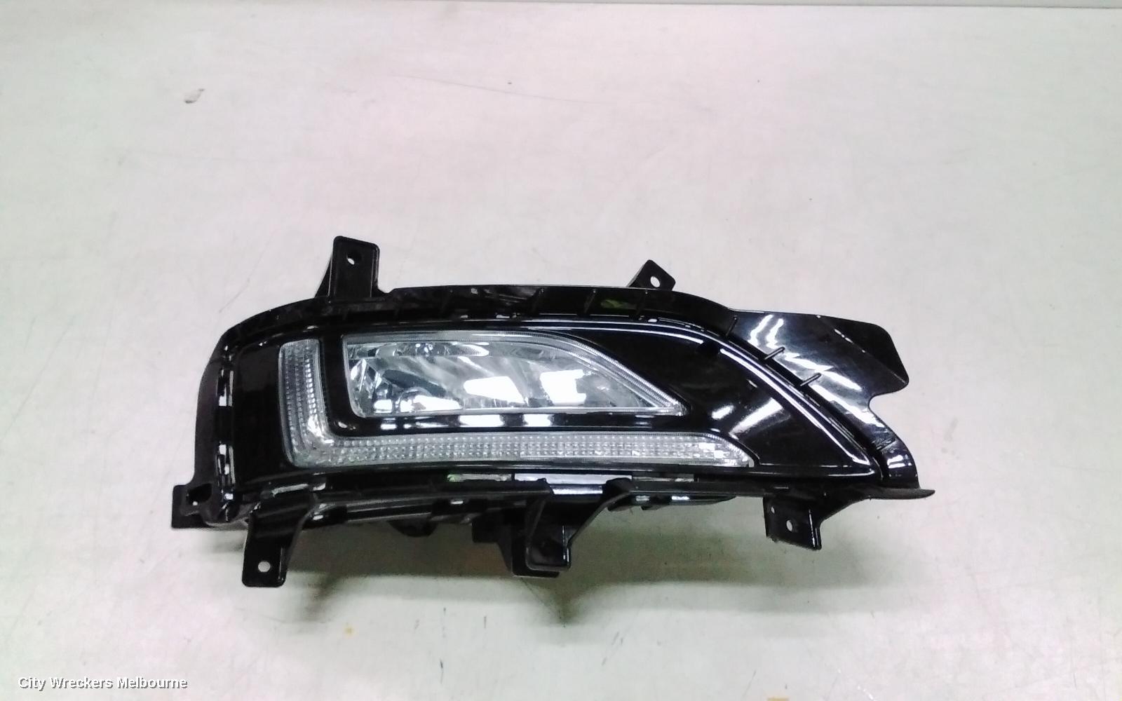 HYUNDAI TUCSON RIGHT INDICATOR/FOG/SIDE, BUMPER FOGLAMP, W/ DAYTIME RUNNING LAMP, TL, KOREAN BUILT (VIN KMHJ), 07/2018 - 01/2021 - Image 1