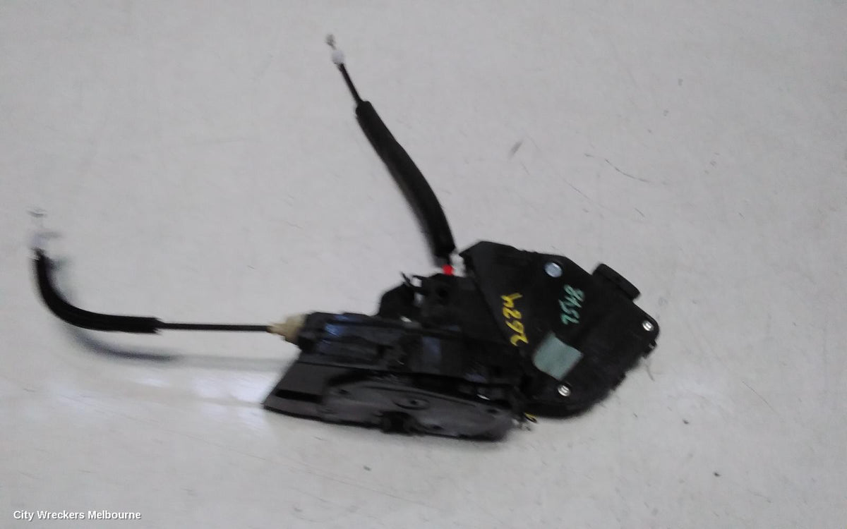 LAND ROVER DISCOVERY SPORT DOOR/BOOT/GATE LOCK, RIGHT FRONT DOOR LOCK, L550, 01/2015 ONWARDS - Image 2