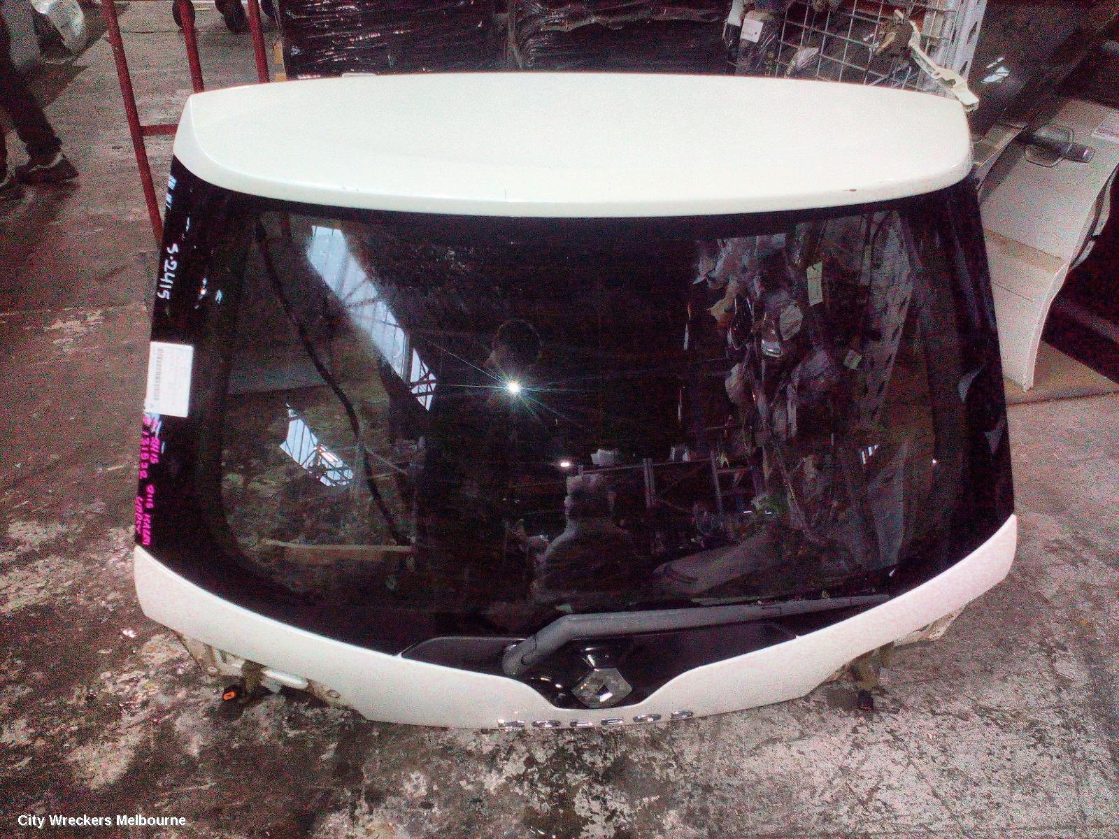 RENAULT KALEOS BOOTLID/TAILGATE, TAILGATE (UPPER), H45, SPOILERED TYPE, W/ CAMERA, 09/2008 - 04/2016 - Image 3