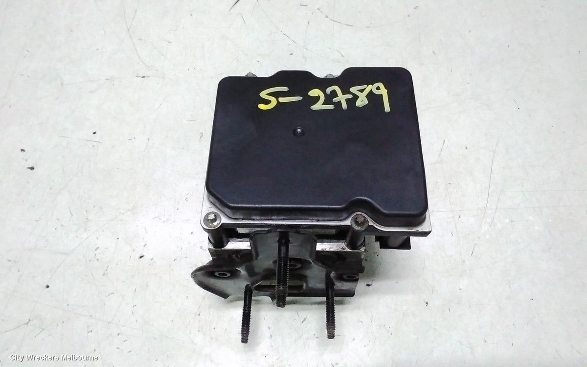 TOYOTA TARAGO ABS PUMP/MODULATOR, ACR50R/GSR50R, P/N 4454028210, 01/2006 - 06/2020 - Image 1