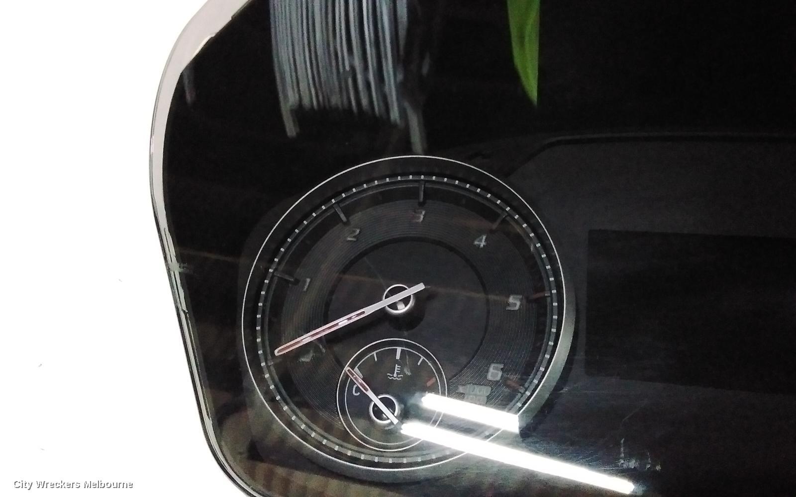 HYUNDAI SANTA FE INSTRUMENT CLUSTER, DIESEL, 4.2IN, STANDARD TYPE/ACTIVE, TM, 10/2020 ONWARDS - Image 3