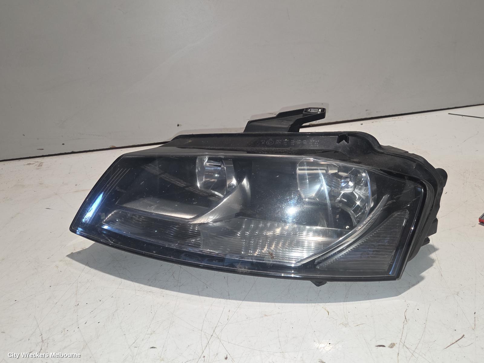 AUDI A3 LEFT HEADLAMP, A3, 8P, HALOGEN TYPE, 07/2008 - 04/2013 - Image 1