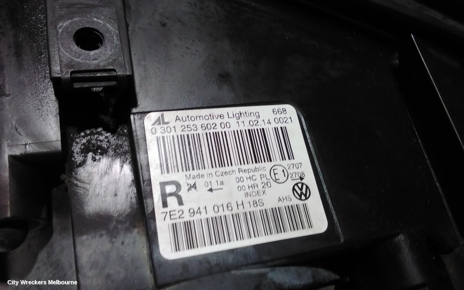 VOLKSWAGEN TRANSPORTER RIGHT HEADLAMP, T5, CARAVELLE/MULTIVAN, 10/2010 - 06/2015 - Image 3